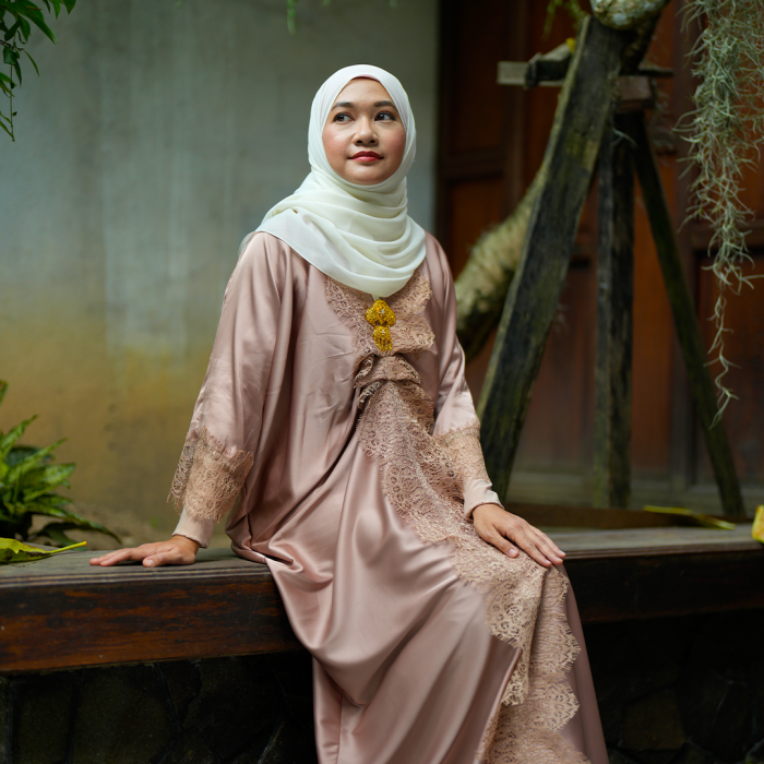 Kaften Lacey - Nude Brown